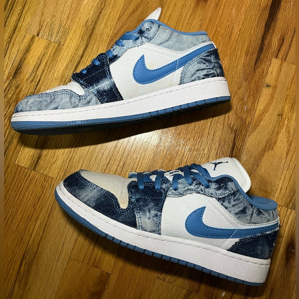 Nike Air Jordan 1 Low GS Washed Denim (Size 6Y)